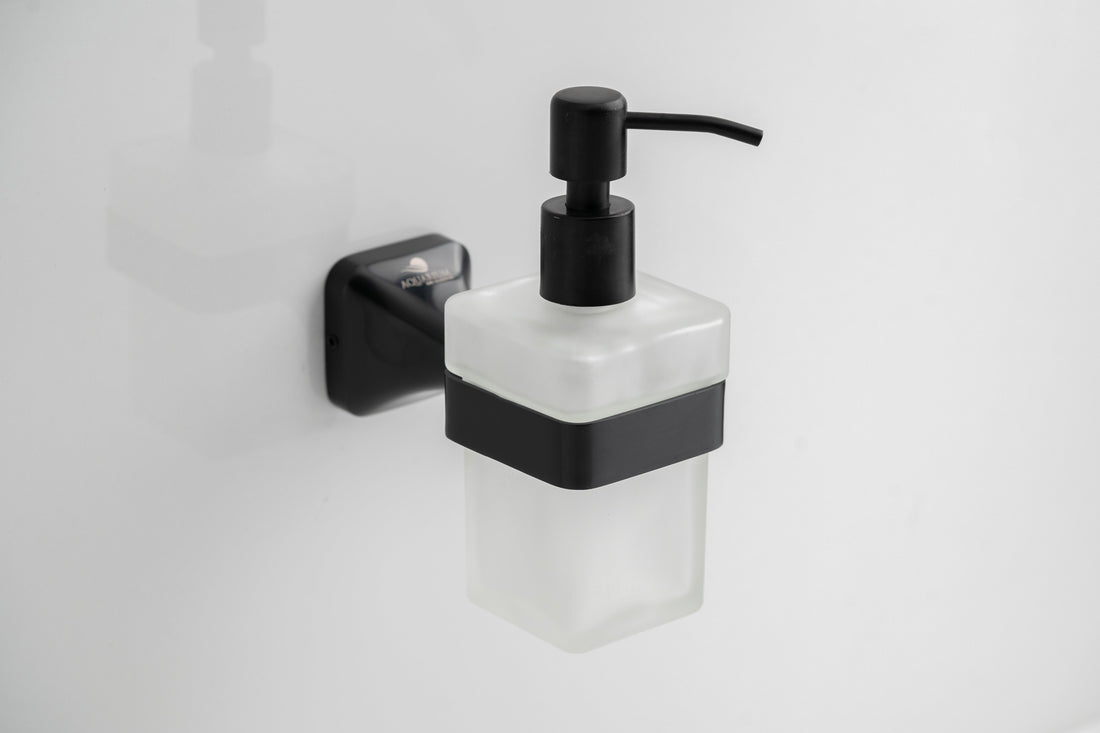 Liquid Soap Dispenser – Say Goodbye to Messy Soap Bars